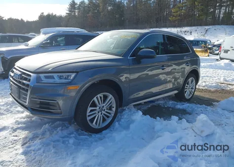 2018 Audi Q5 2.0T Premium/2.0T Tech Premium z USA, uszkodzony, nr VIN WA1BNAFY9J2017232